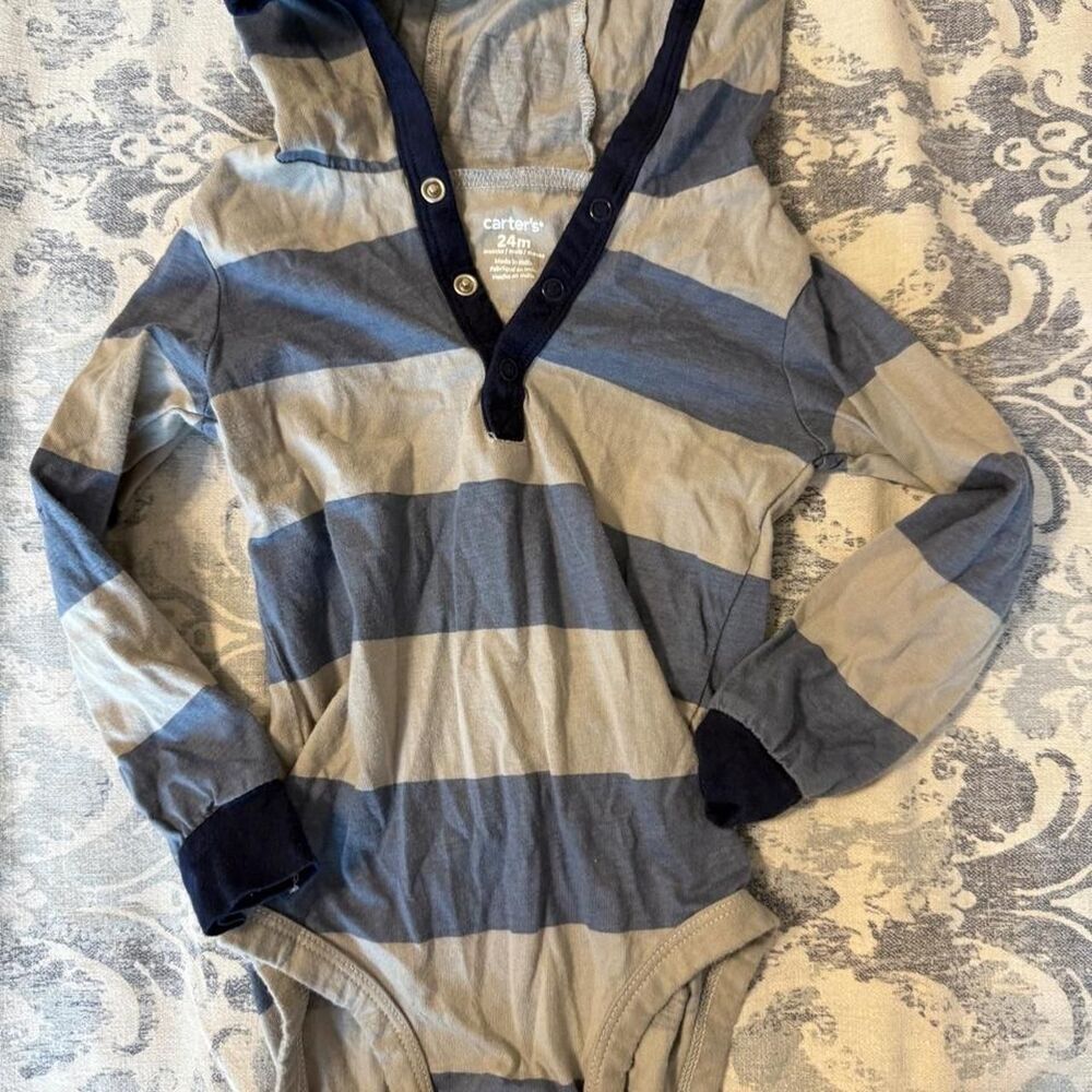 Carter-s onesie